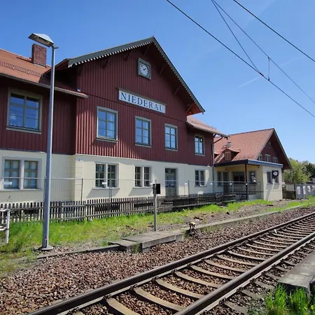 Souterrainwohnung In