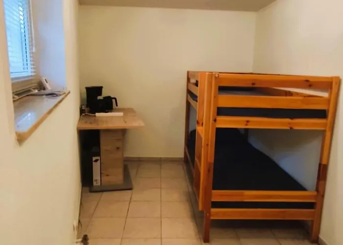 Souterrainwohnung In Daire