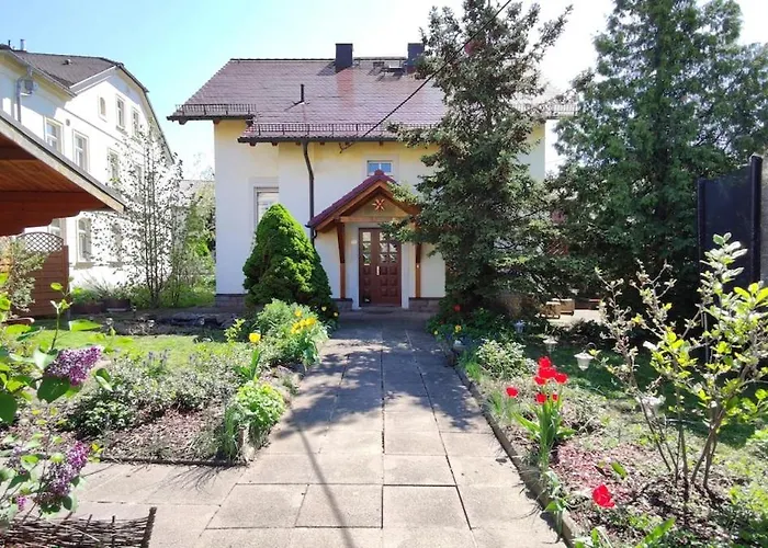 Souterrainwohnung In Daire